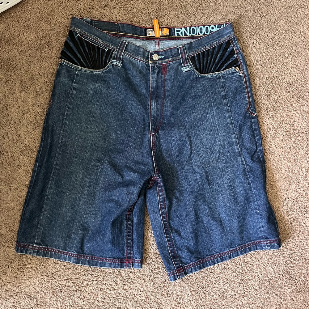 Akademiks embroidered jean shorts